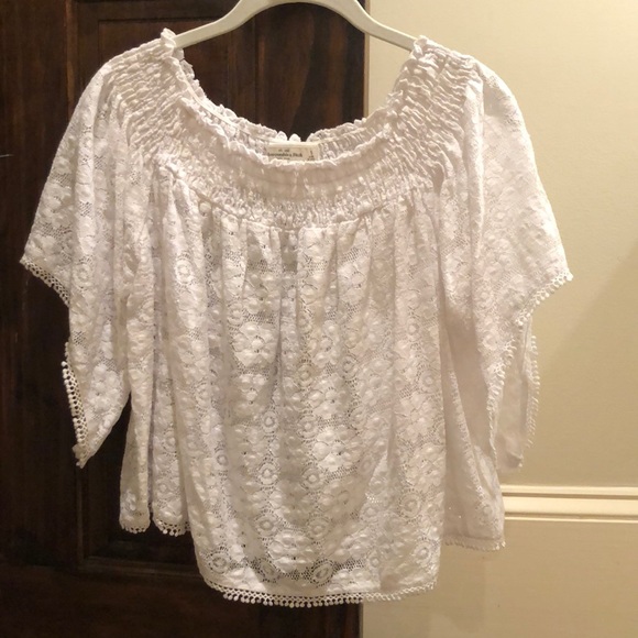 Abercrombie & Fitch Tops - abercrombie & finch shirt